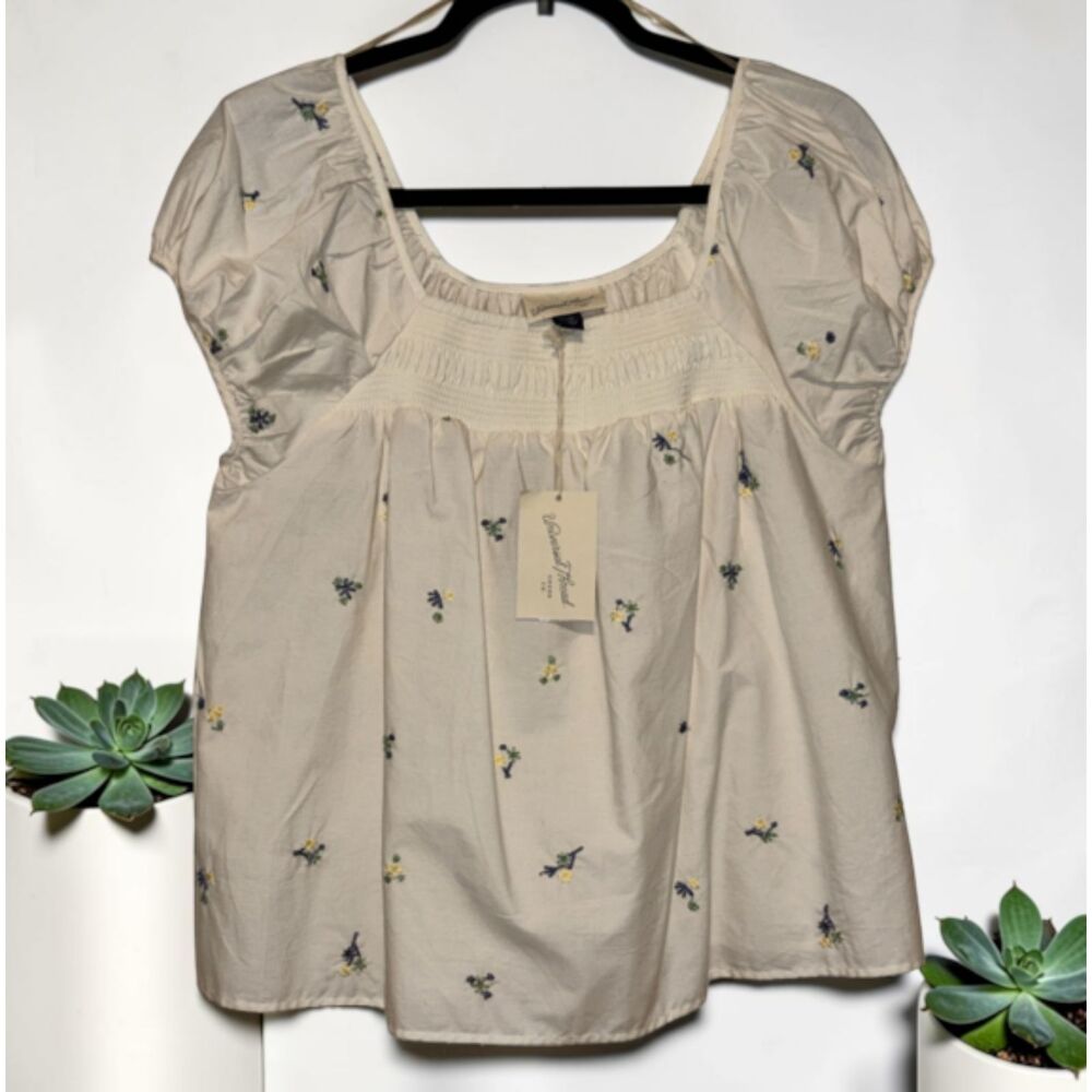 Universal Thread Floral Embroidered Puff Sleeve Blouse XS Cream Cottagecore Top